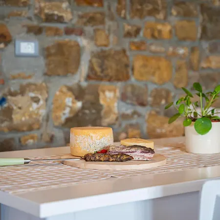 Belveder Motovun With Heated Pool Casa vacanze *