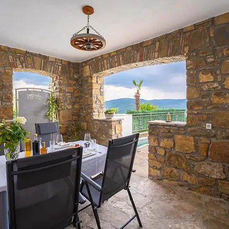 Belveder Motovun With Heated Pool 度假居 Livade