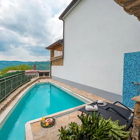 度假居 Belveder Motovun With Heated Pool *