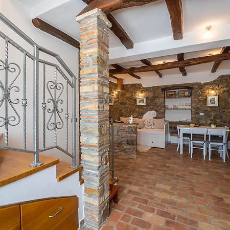 Belveder Motovun With Heated Pool