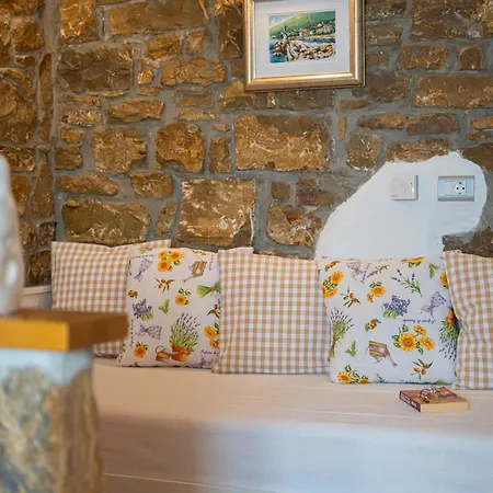 Belveder Motovun With Heated Pool 度假居 *