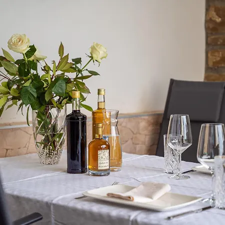 Belveder Motovun With Heated Pool Livade